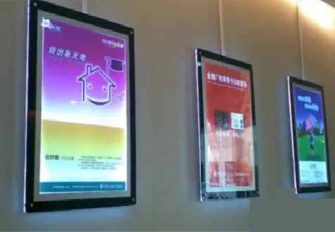 田东什么是超薄灯箱?