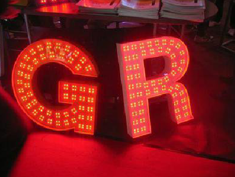 田东LED发光字有哪些优势？